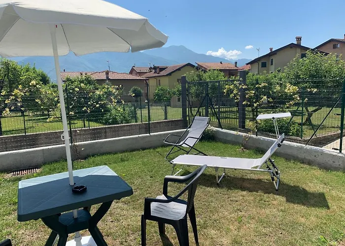 Casa Verde, Dongo, Di Prázdninový dům