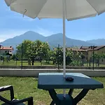 בית נופש Casa Verde, Dongo, Di *