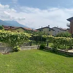 Casa Verde, Dongo, Di Hébergement de vacances *