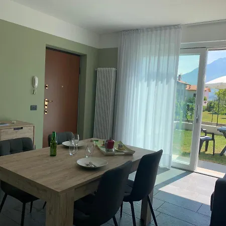 بيت للعطل Casa Verde, Dongo, Di