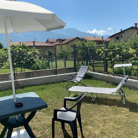 Casa Verde, Dongo, Di Semesterbostad