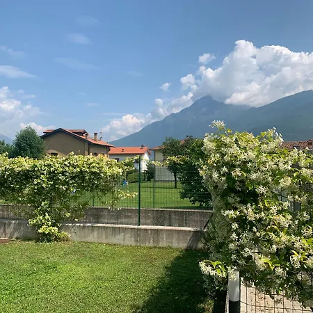 Casa Verde, Dongo, Di Сasa de vacaciones *