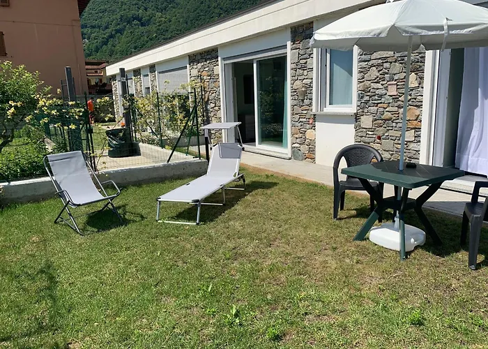 Casa Verde, Dongo, Di *