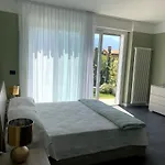 Casa Verde, Dongo, Di Dongo