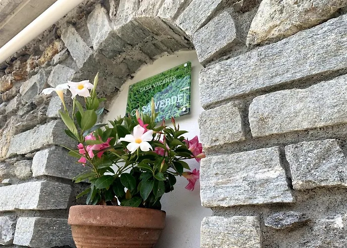 Casa Verde, Dongo, Di Σπίτι διακοπών *