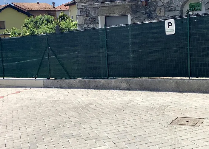 Casa Verde, Dongo, Di Σπίτι διακοπών Dongo